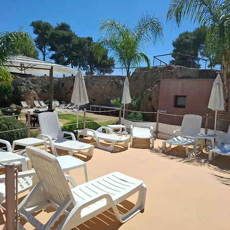 Apartmanhotel Casale Verderame Trapani