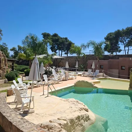 Aparthotel Residence Casale Verderame 3*
