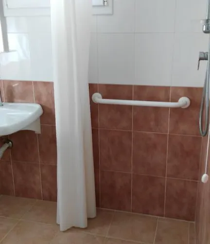 卡萨莱维德默住宅酒店 公寓式酒店 3*